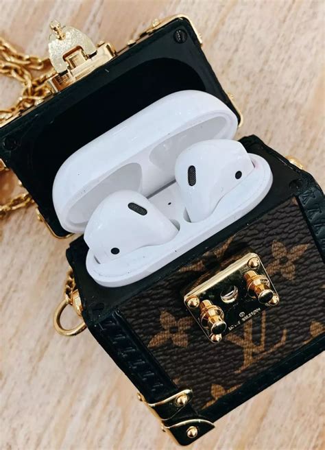 airpod cases louis vuitton|louis vuitton airpods bag.